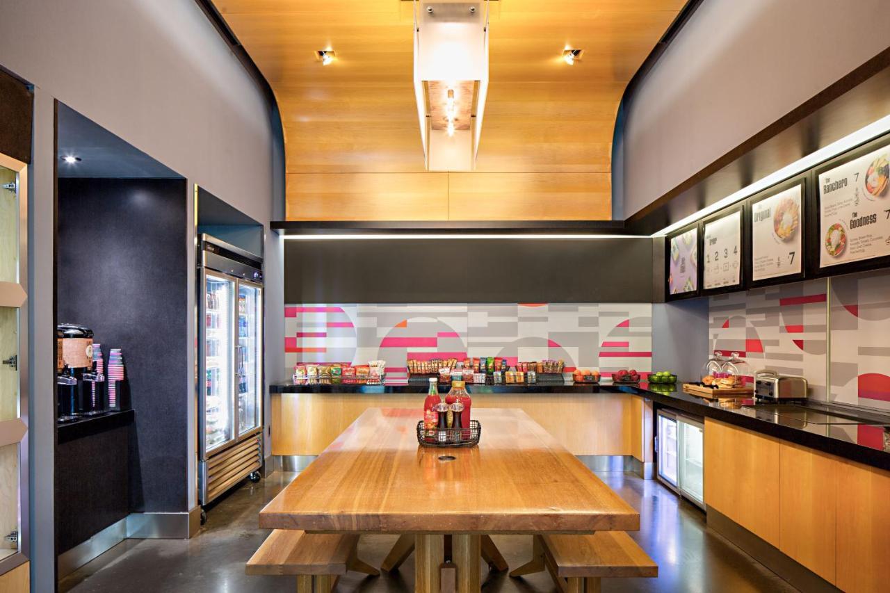 Aloft Dallas Downtown Exterior foto